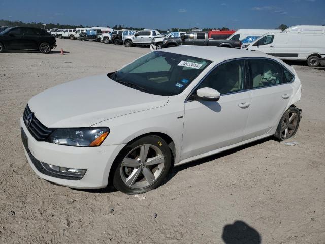 2015 VOLKSWAGEN PASSAT S, 