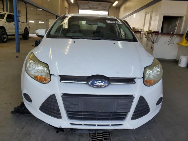 1FADP3F29EL381124 - 2014 FORD FOCUS SE WHITE photo 5