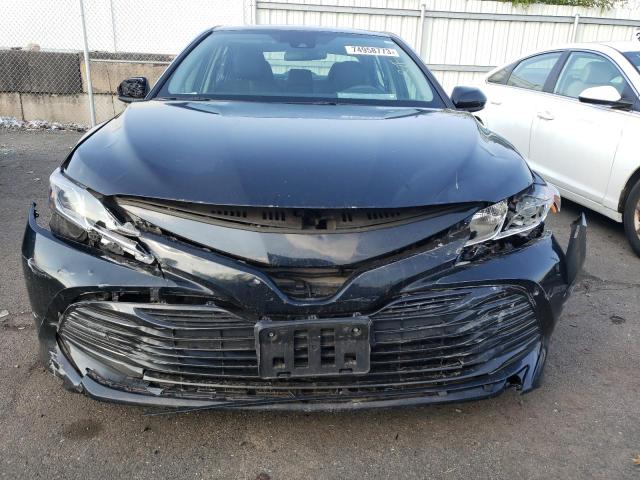 4T1B31HK8KU005613 - 2019 TOYOTA CAMRY LE BLACK photo 5