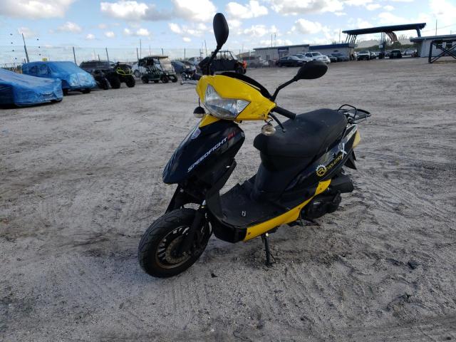 LL0TCAPHXKG400010 - 2019 SANM MOPED YELLOW photo 2