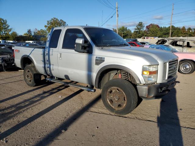 1FTWX31548EA44972 - 2008 FORD F350 SRW SUPER DUTY SILVER photo 4