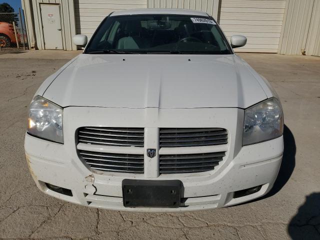 2D4GV57216H474275 - 2006 DODGE MAGNUM R/T WHITE photo 5