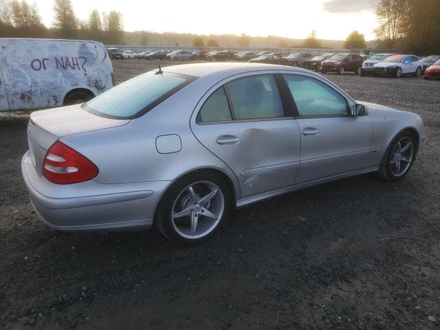 WDBUF65J73A195712 - 2003 MERCEDES-BENZ E 320 SILVER photo 3