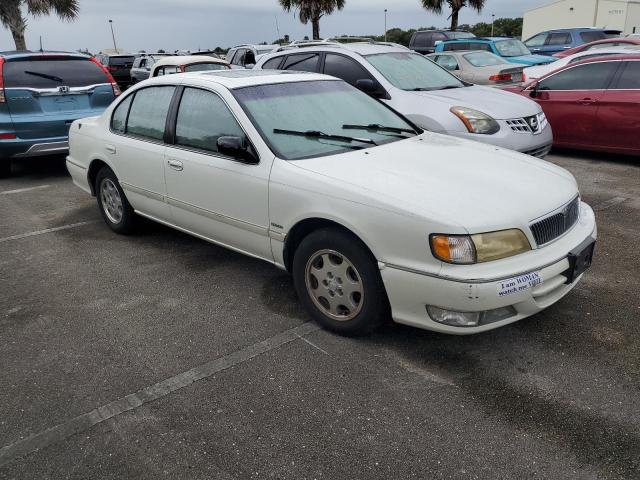 JNKCA21A6XT773933 - 1999 INFINITI I30 WHITE photo 4