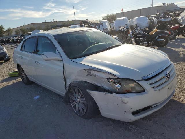 4T1BK36B67U248071 - 2007 TOYOTA AVALON XL WHITE photo 4