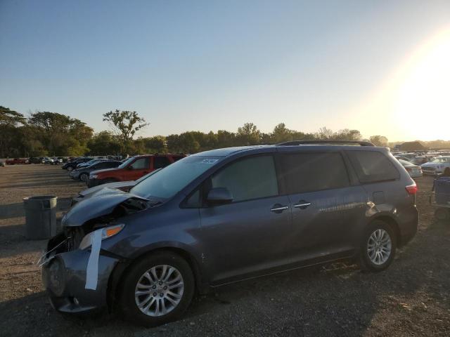 2015 TOYOTA SIENNA XLE, 