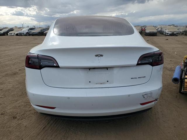 5YJ3E1EB1JF134338 - 2018 TESLA MODEL 3 WHITE photo 6