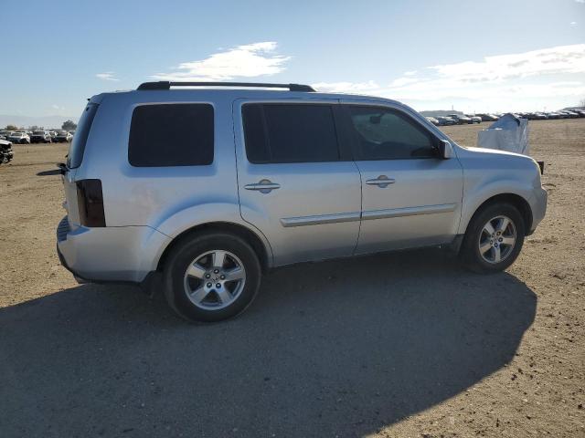 5FNYF38509B016958 - 2009 HONDA PILOT EXL SILVER photo 3