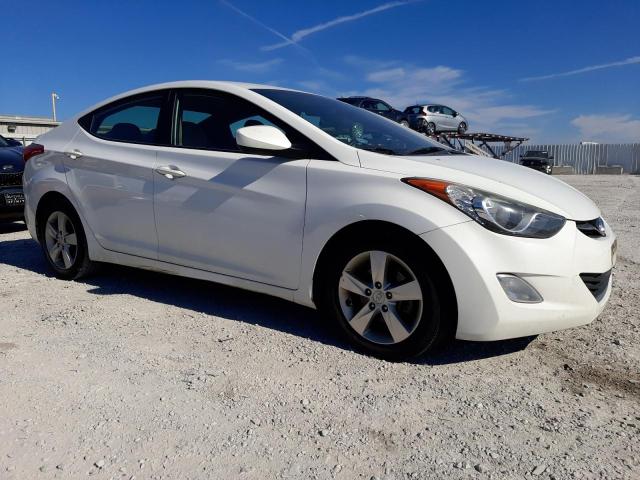 5NPDH4AE6DH373810 - 2013 HYUNDAI ELANTRA GLS WHITE photo 4