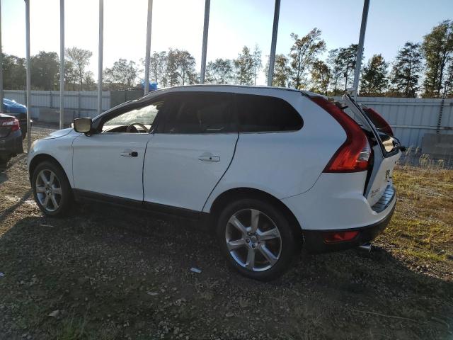 YV4952DL6D2427604 - 2013 VOLVO XC60 3.2 WHITE photo 2