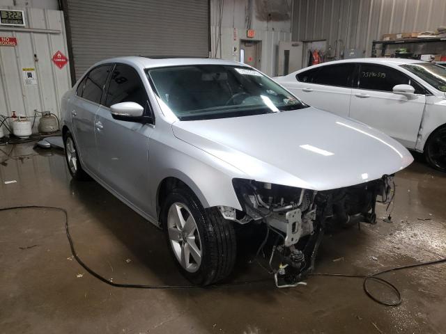 3VWLL7AJ5DM379579 - 2013 VOLKSWAGEN JETTA TDI SILVER photo 4