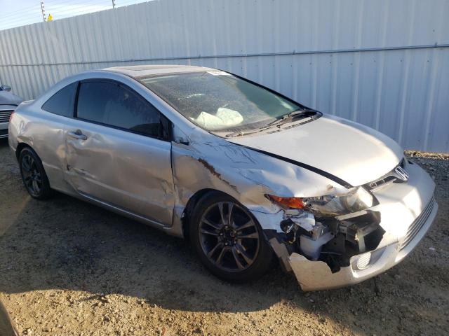 2HGFG12658H002591 - 2008 HONDA CIVIC LX SILVER photo 4