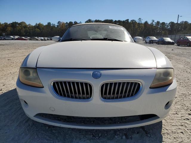 4USBT53554LU08402 - 2004 BMW Z4 3.0 WHITE photo 5