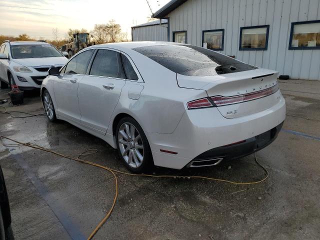 3LN6L2JK1FR608059 - 2015 LINCOLN MKZ WHITE photo 2