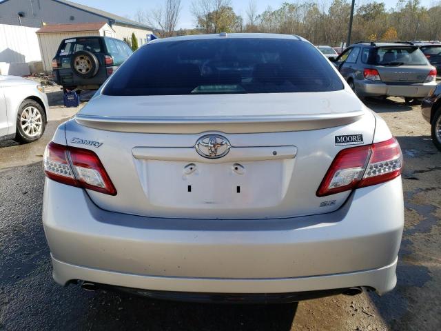 4T1BF3EK1BU131416 - 2011 TOYOTA CAMRY BASE SILVER photo 6