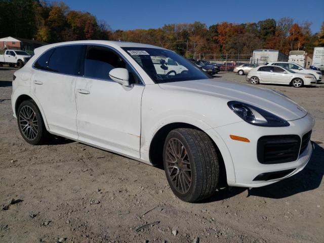 WP1AA2AY7KDA18314 - 2019 PORSCHE CAYENNE WHITE photo 4