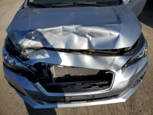 4S3GTAA64K3702533 - 2019 SUBARU IMPREZA SILVER photo 11