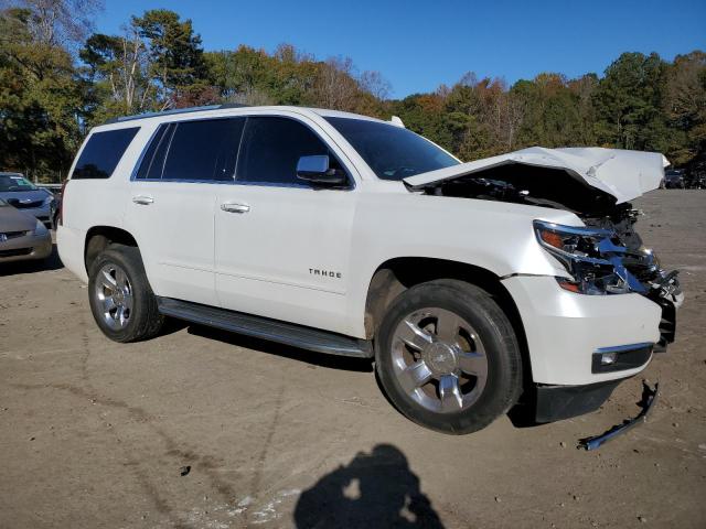 1GNSKCKC4HR125674 - 2017 CHEVROLET TAHOE K1500 PREMIER WHITE photo 4