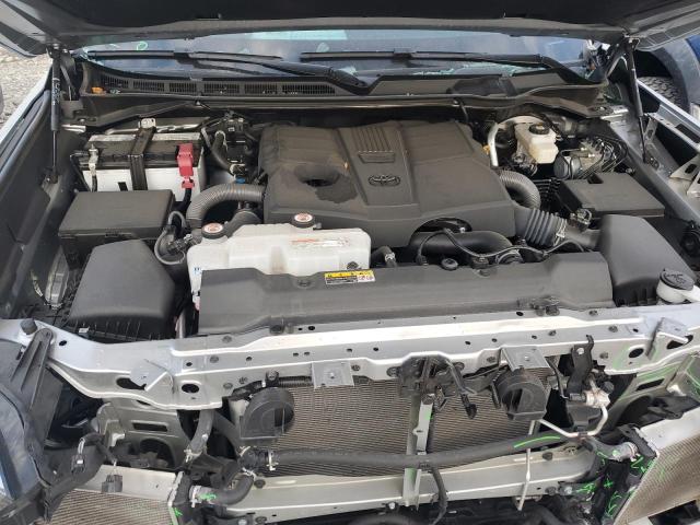 5TFMA5DB7NX004469 - 2022 TOYOTA TUNDRA CREWMAX PLATINUM SILVER photo 11