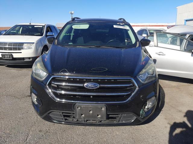 1FMCU0GD0HUC95935 - 2017 FORD ESCAPE SE BLACK photo 5