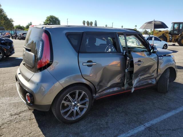 KNDJX3AA7J7533724 - 2018 KIA SOUL ! GRAY photo 3