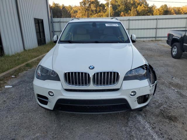 5UXZW0C52BL368712 - 2011 BMW X5 XDRIVE35D WHITE photo 5