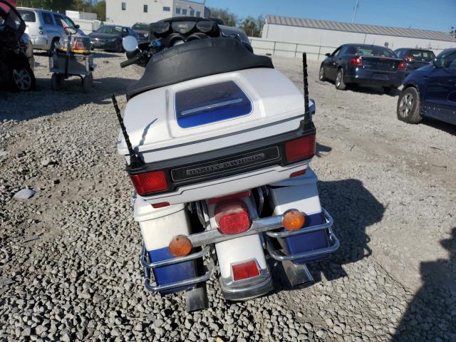 1HD1FC4167Y662277 - 2007 HARLEY-DAVIDSON FLHTCUI 白色 照片 4