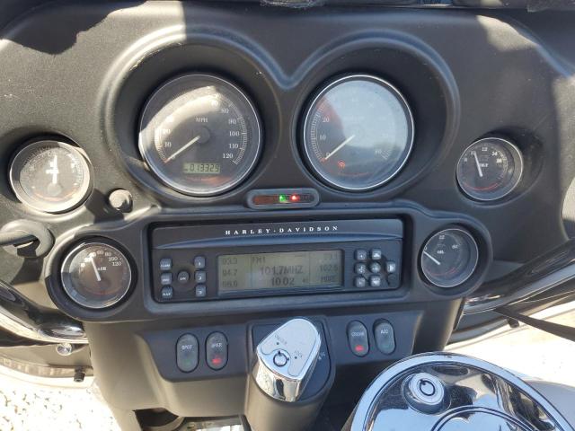 1HD1FC4167Y662277 - 2007 HARLEY-DAVIDSON FLHTCUI 白色 照片 7