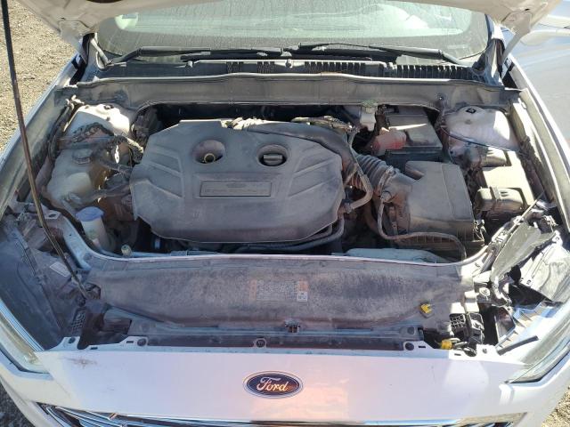 3FA6P0T9XHR328852 - 2017 FORD FUSION SE WHITE photo 11