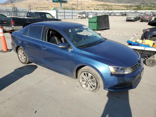 3VWD67AJ9GM372277 - 2016 VOLKSWAGEN JETTA SE BLUE photo 4