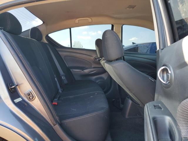 3N1CN7AP5JL856548 - 2018 NISSAN VERSA S GRAY photo 10