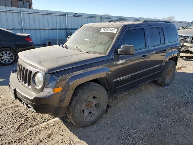 1C4NJPFB5GD526938 - 2016 JEEP PATRIOT LATITUDE BLACK photo 1