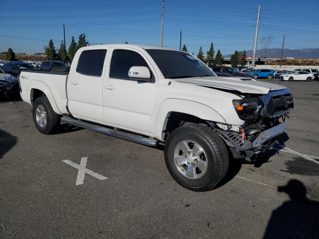 3TMKU4HN4DM036412 - 2013 TOYOTA TACOMA DOUBLE CAB PRERUNNER LONG BED WHITE photo 4