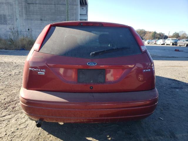 3FAFP37N05R138322 - 2005 FORD FOCUS ZX5 RED photo 6