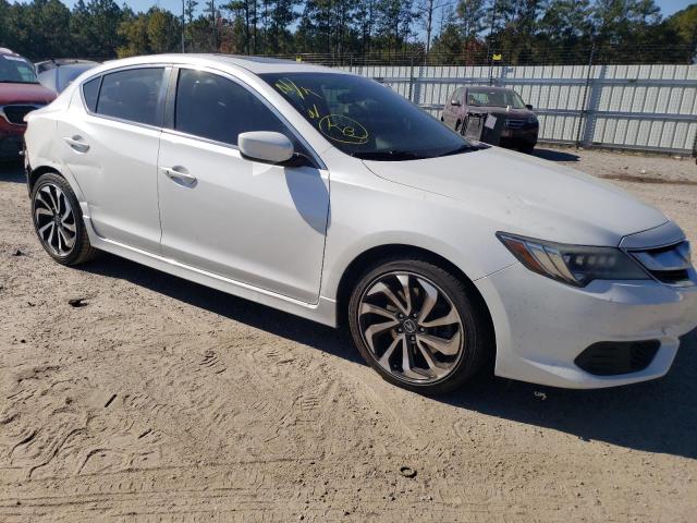 19UDE2F48JA006604 - 2018 ACURA ILX SPECIAL EDITION WHITE photo 4