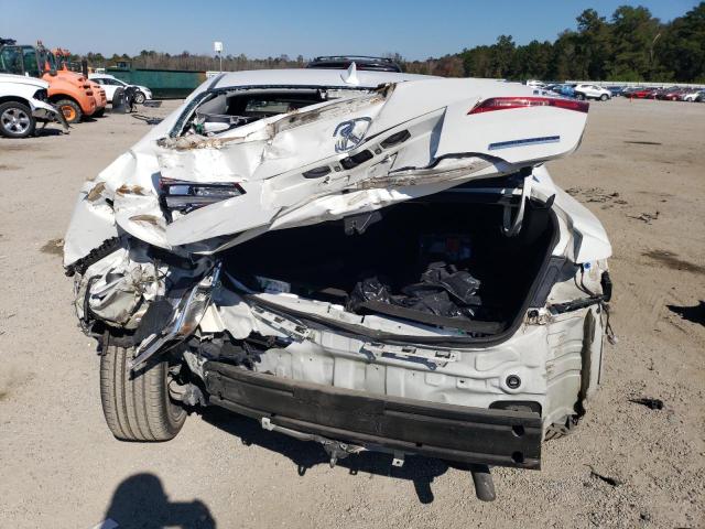 19UDE2F48JA006604 - 2018 ACURA ILX SPECIAL EDITION WHITE photo 6