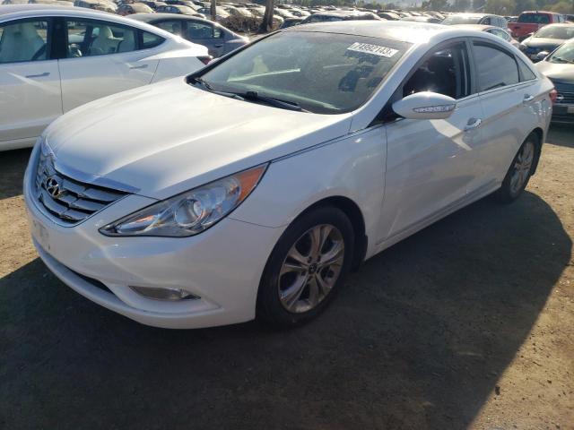 5NPEC4AC2CH315242 - 2012 HYUNDAI SONATA SE WHITE photo 1