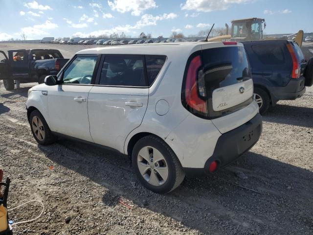 KNDJN2A22G7285304 - 2016 KIA SOUL WHITE photo 2