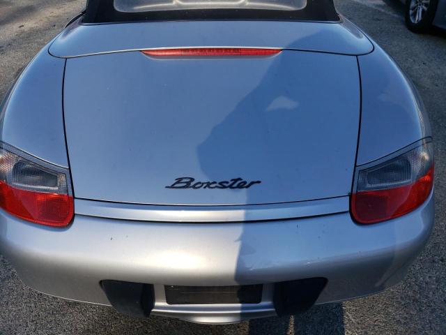 WP0CA29881U623925 - 2001 PORSCHE BOXSTER SILVER photo 10