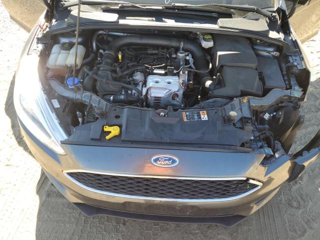 1FADP3FE6JL214272 - 2018 FORD FOCUS SE GRAY photo 11