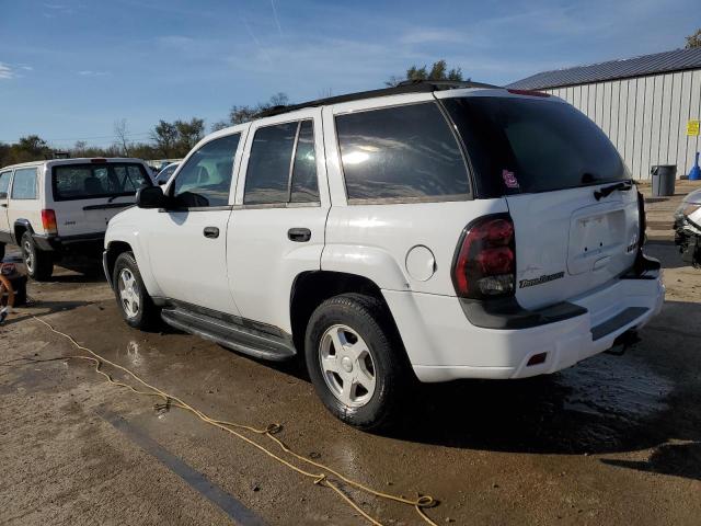 1GNDT13S522313541 - 2002 CHEVROLET TRAILBLAZE WHITE photo 2