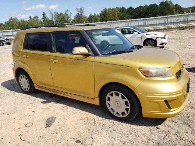 JTLKE50E681055632 - 2008 TOYOTA SCION XB YELLOW photo 4