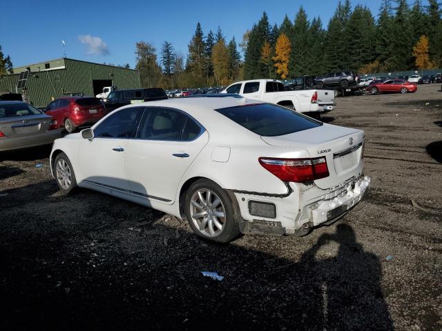 JTHGL46F075011181 - 2007 LEXUS LS 460L WHITE photo 2