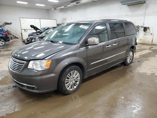 2C4RC1CG5FR674186 - 2015 CHRYSLER TOWN & COU TOURING L GRAY photo 1