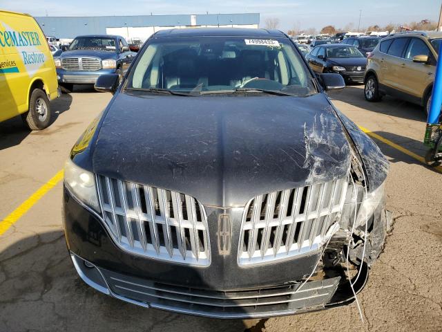 2LMHJ5AT3ABJ13432 - 2010 LINCOLN MKT BLACK photo 5