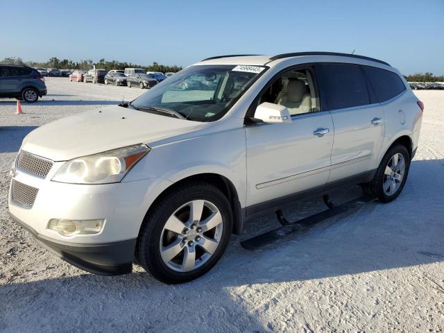 1GNKRLED5CJ266082 - 2012 CHEVROLET TRAVERSE LTZ WHITE photo 1