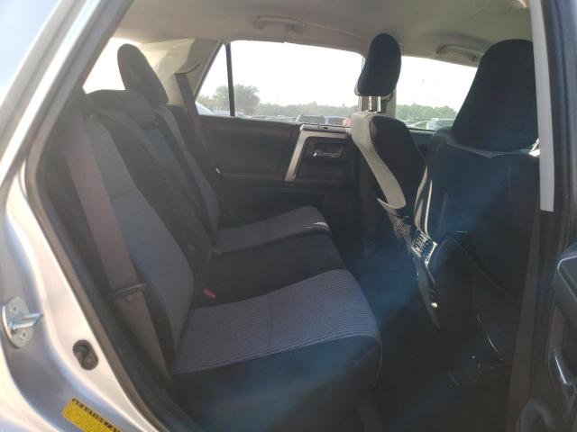 JTEBU5JR7G5344859 - 2016 TOYOTA 4RUNNER SR5/SR5 PREMIUM 银色 照片 10