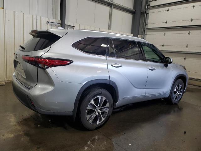 5TDHZRBH1MS539357 - 2021 TOYOTA HIGHLANDER XLE Gris foto 3
