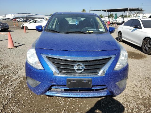 3N1CN7AP0GL821604 - 2016 NISSAN VERSA S BLUE photo 5