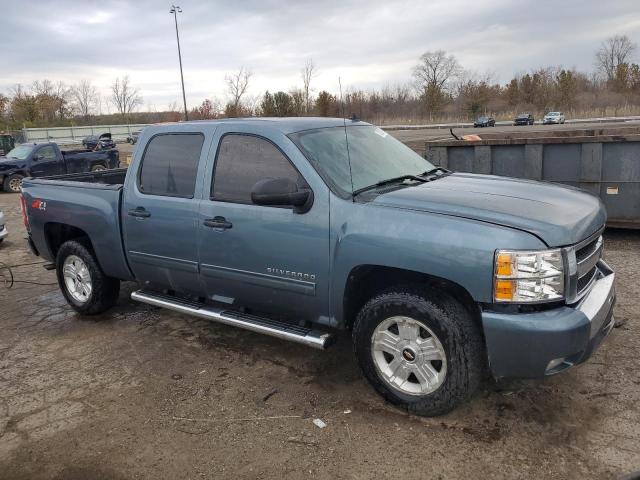 3GCPKSE36BG343787 - 2011 CHEVROLET 1500 SILVE K1500 LT GRAY photo 4